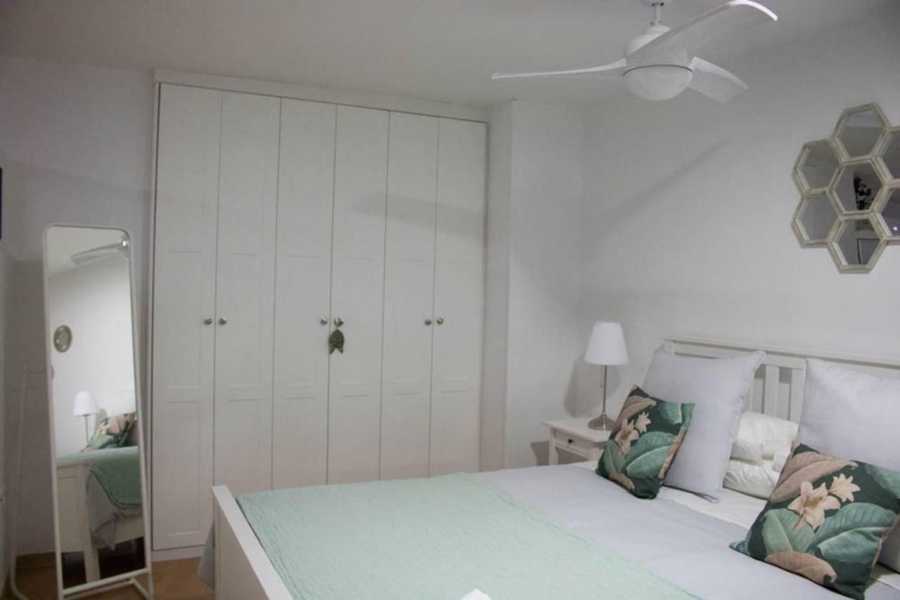 Apartamento Reyes Catolicos Apartment Almeria Bagian luar foto
